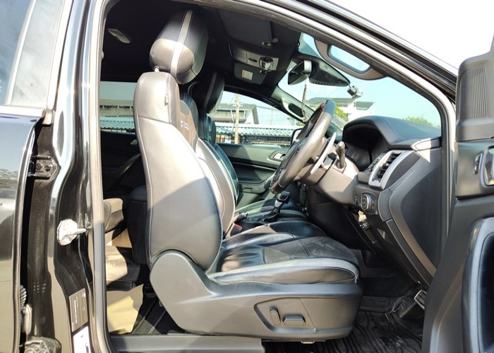 Used 10
                    FORD
                     for Sale Image