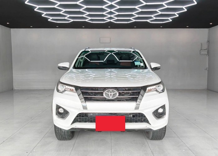 Used 6
                    TOYOTA
                     for Sale Image