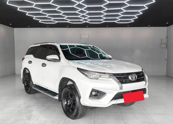 Used 6
                    TOYOTA
                     for Sale Image