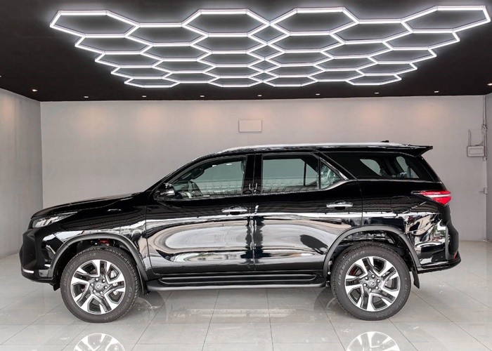Used 5
                    TOYOTA
                     for Sale Image