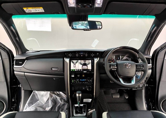 Used 5
                    TOYOTA
                     for Sale Image