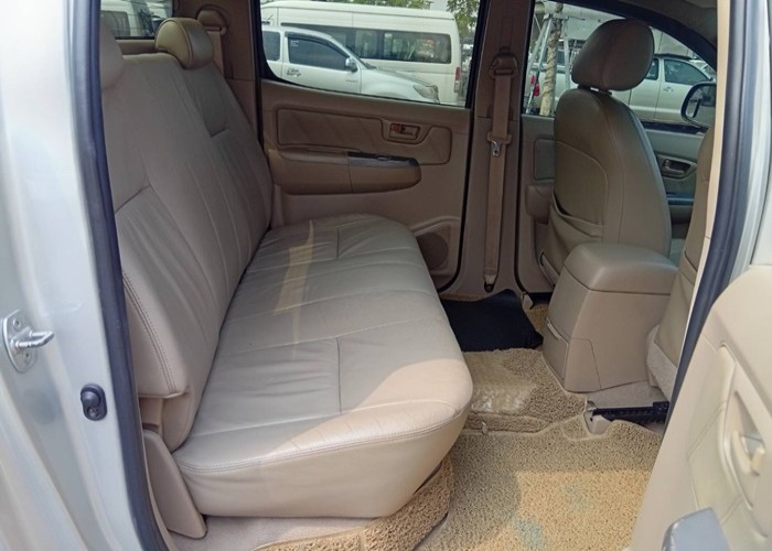 Used 5
                    TOYOTA
                     for Sale Image