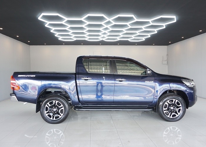 Used 9
                    TOYOTA
                     for Sale Image