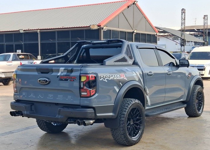 Used 12
                    FORD
                     for Sale Image