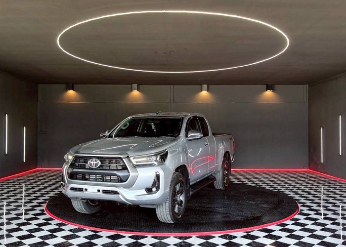 TOYOTA