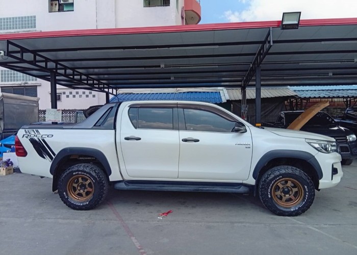Used 9
                    TOYOTA
                     for Sale Image