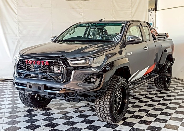 TOYOTA