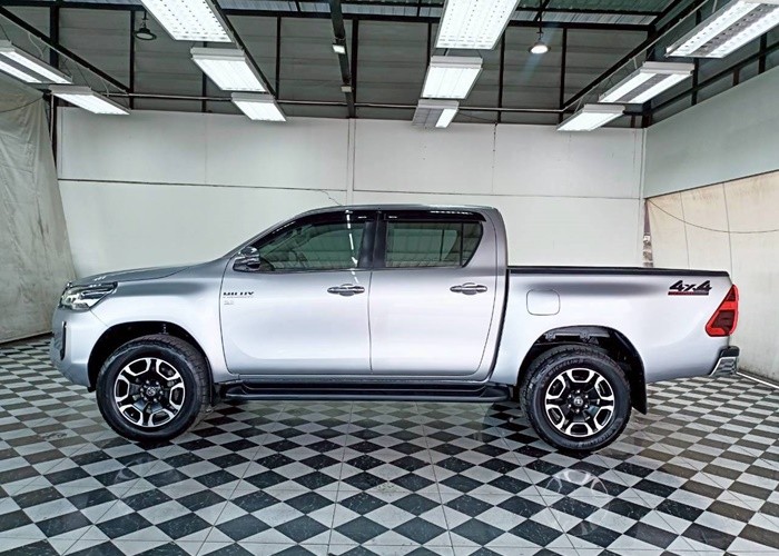 Used 11
                    TOYOTA
                     for Sale Image