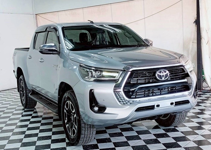 Used 11
                    TOYOTA
                     for Sale Image