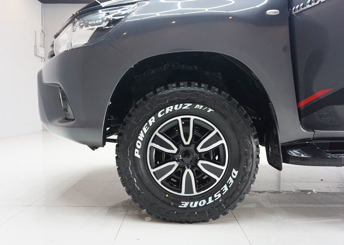 Used 9
                    TOYOTA
                     for Sale Image
