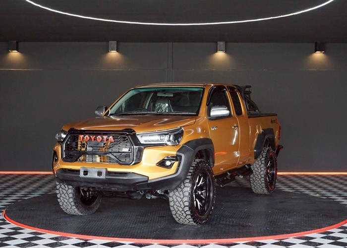 TOYOTA