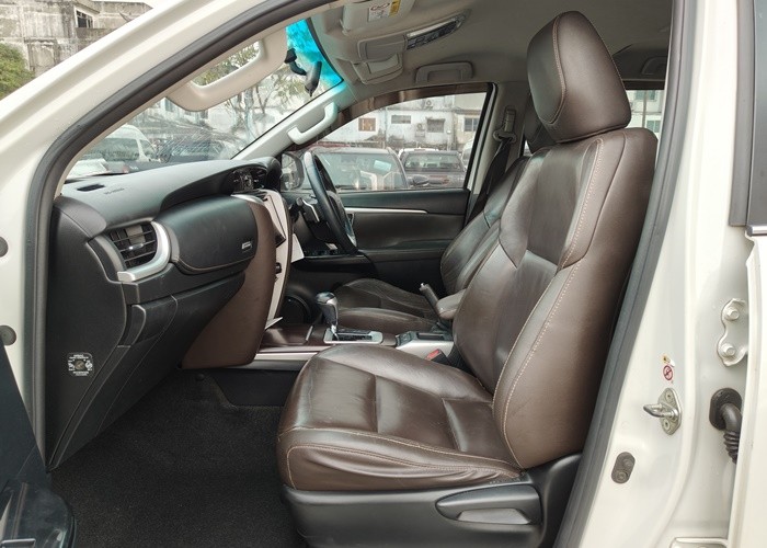 Used 7
                    TOYOTA
                     for Sale Image