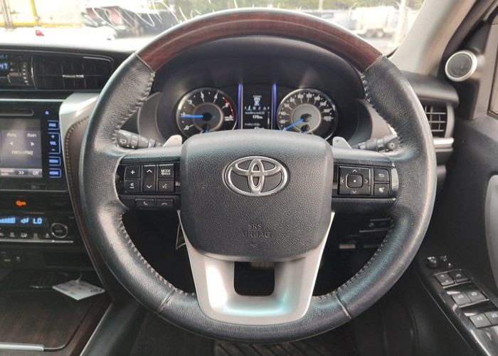 Used 7
                    TOYOTA
                     for Sale Image