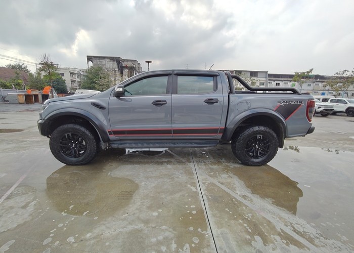 Used 9
                    FORD
                     for Sale Image