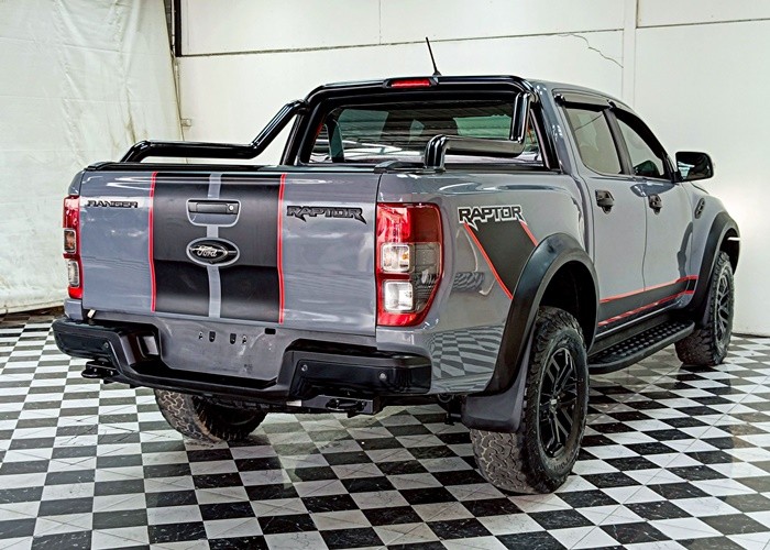 Used 9
                    FORD
                     for Sale Image