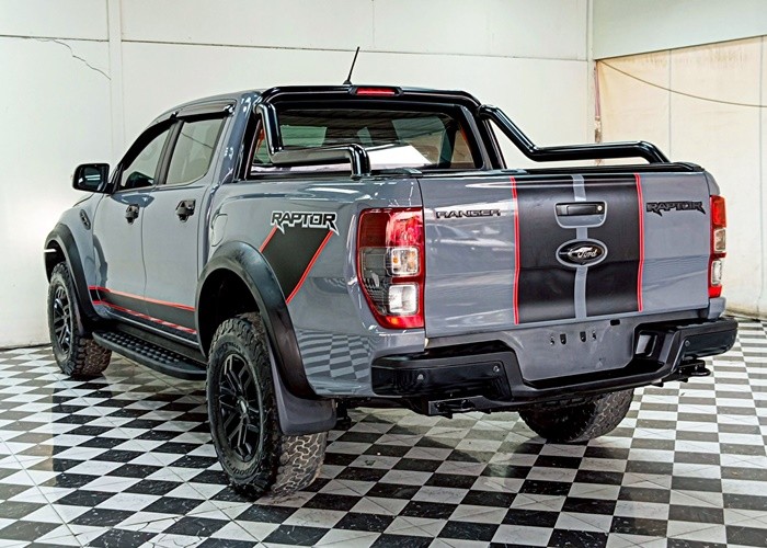 Used 9
                    FORD
                     for Sale Image