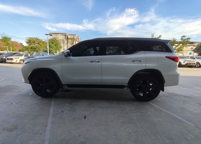 Used 1
                    TOYOTA
                     for Sale Image