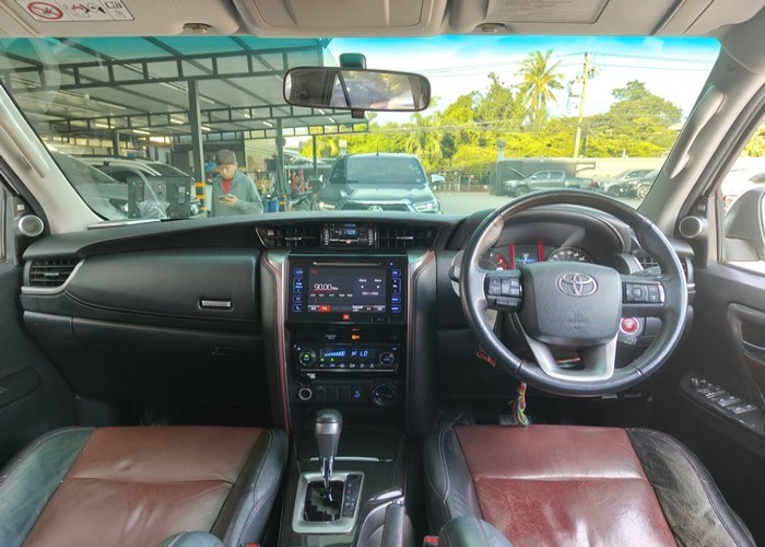 Used 1
                    TOYOTA
                     for Sale Image