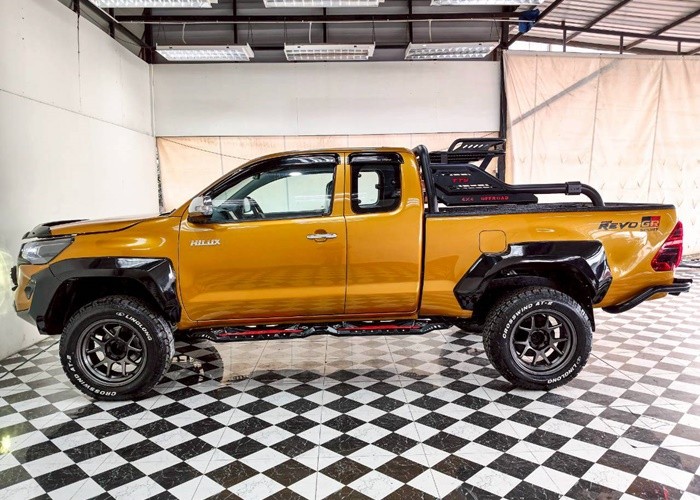 Used 5
                    TOYOTA
                     for Sale Image