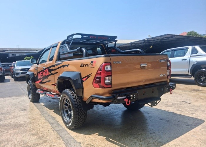 Used 12
                    TOYOTA
                     for Sale Image