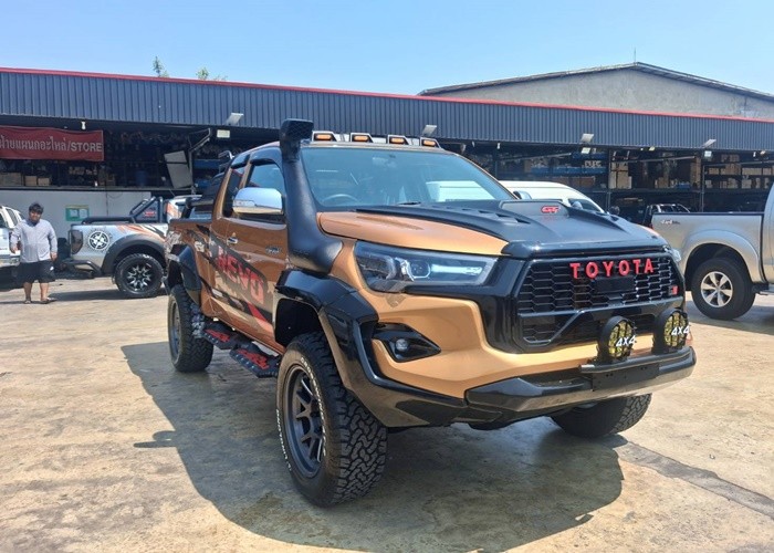 Used 12
                    TOYOTA
                     for Sale Image