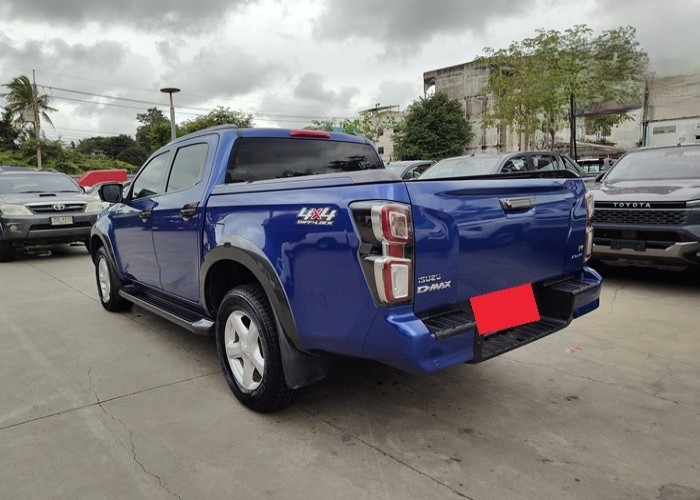 Used 1
                    ISUZU
                     for Sale Image