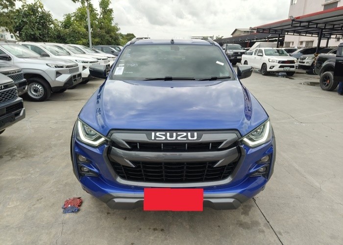 Used 1
                    ISUZU
                     for Sale Image