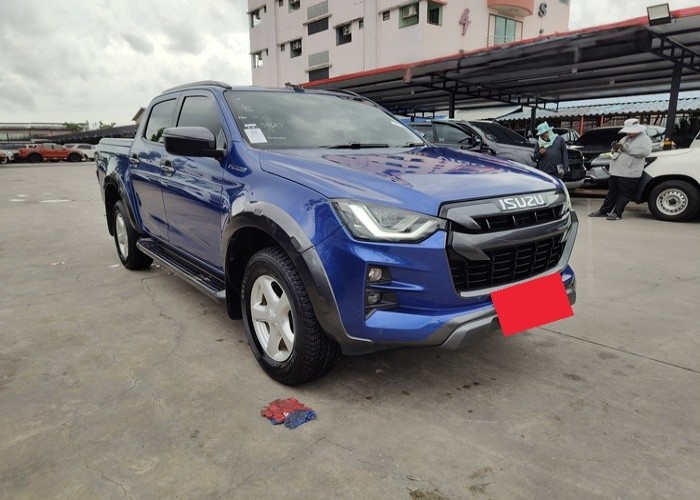 Used 1
                    ISUZU
                     for Sale Image