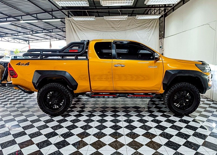 Used 10
                    TOYOTA
                     for Sale Image