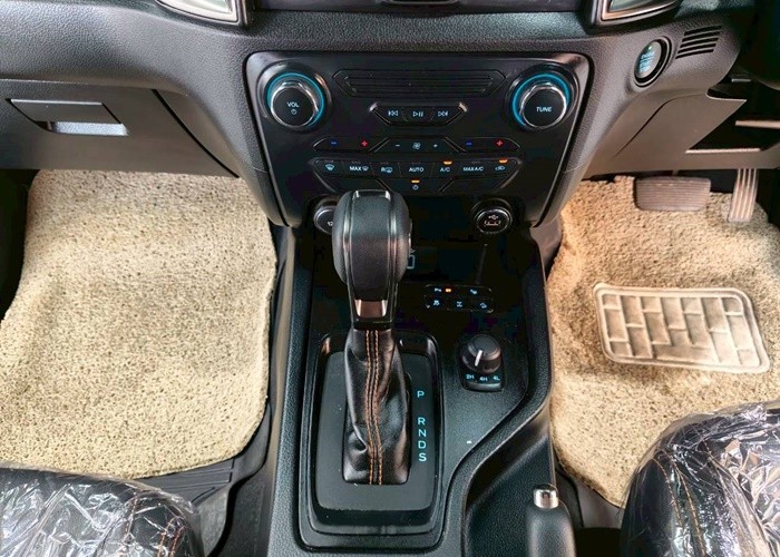 Used 10
                    FORD
                     for Sale Image