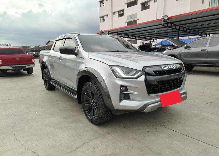 Used 1
                    ISUZU
                     for Sale Image