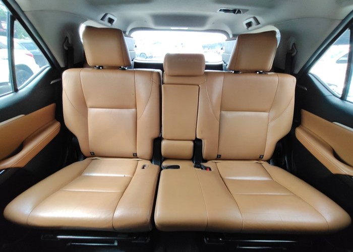 Used 5
                    TOYOTA
                     for Sale Image