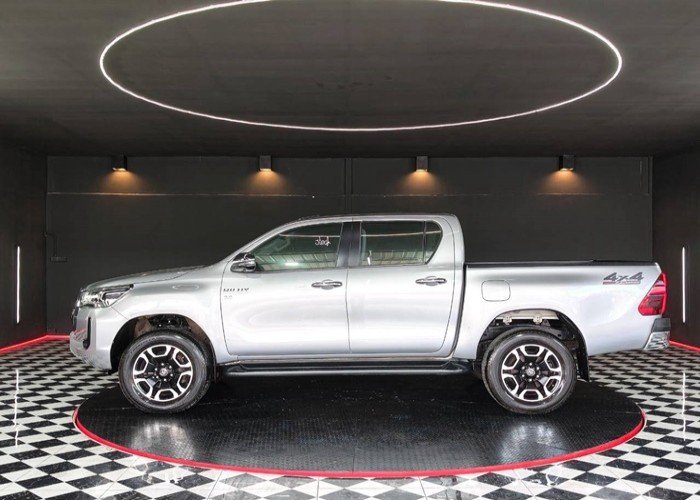 Used 9
                    TOYOTA
                     for Sale Image