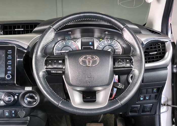 Used 9
                    TOYOTA
                     for Sale Image