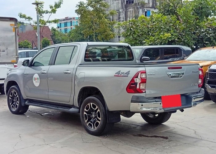 Used 9
                    TOYOTA
                     for Sale Image