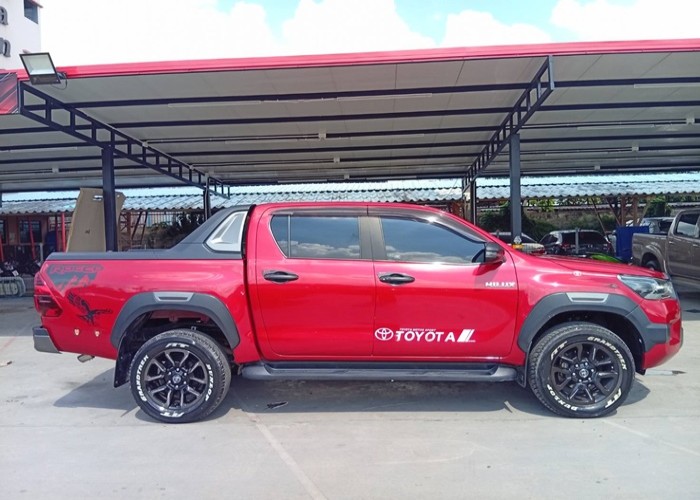 Used 4
                    TOYOTA
                     for Sale Image