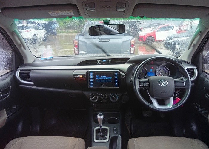 Used 5
                    TOYOTA
                     for Sale Image