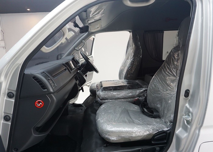 Used 12
                    TOYOTA
                     for Sale Image