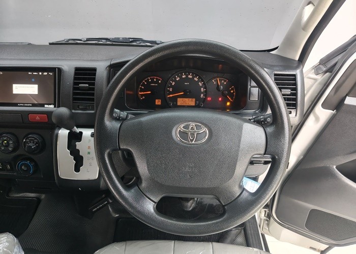 Used 12
                    TOYOTA
                     for Sale Image