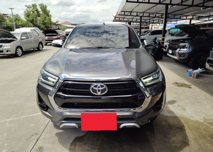 Used 5
                    TOYOTA
                     for Sale Image