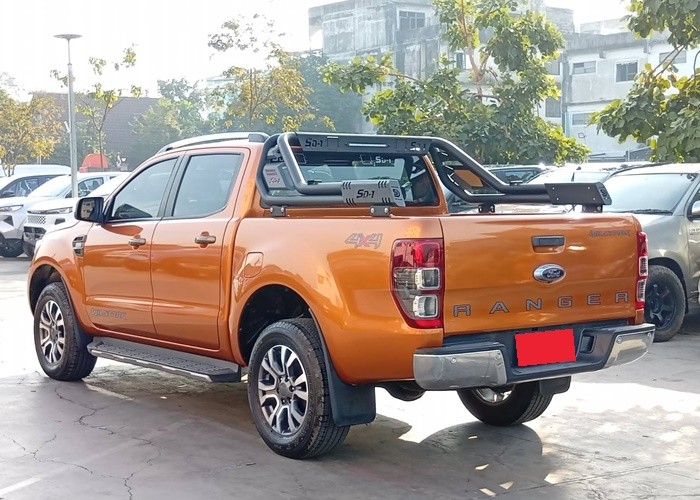 Used 9
                    FORD
                     for Sale Image