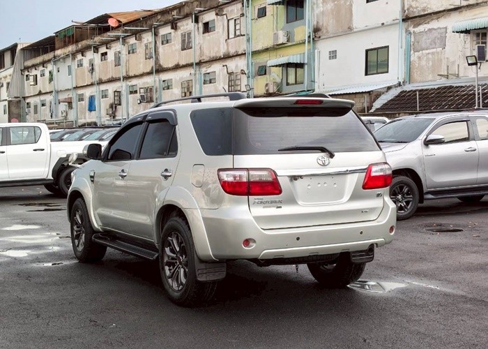 Used 7
                    TOYOTA
                     for Sale Image