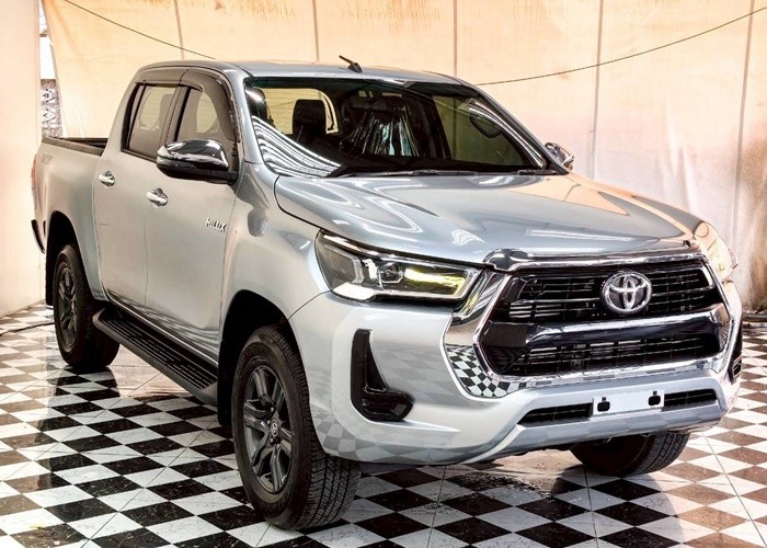 Used 7
                    TOYOTA
                     for Sale Image