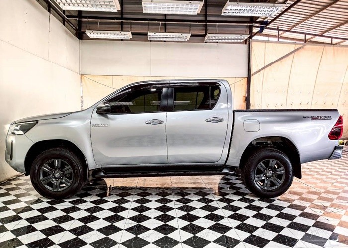 Used 7
                    TOYOTA
                     for Sale Image