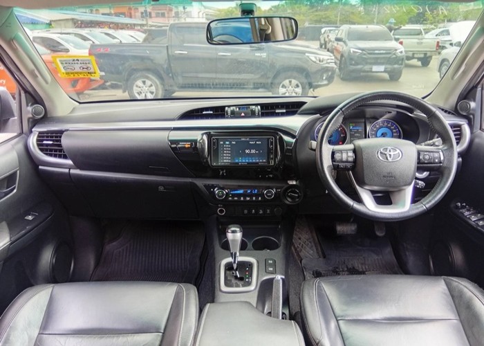 Used 12
                    TOYOTA
                     for Sale Image
