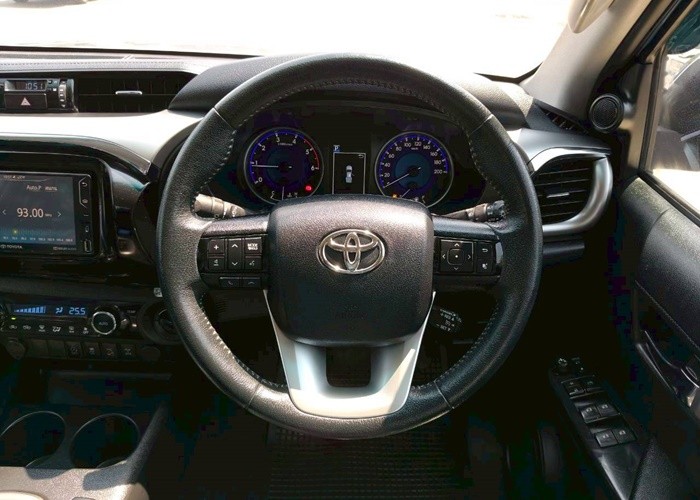 Used 12
                    TOYOTA
                     for Sale Image