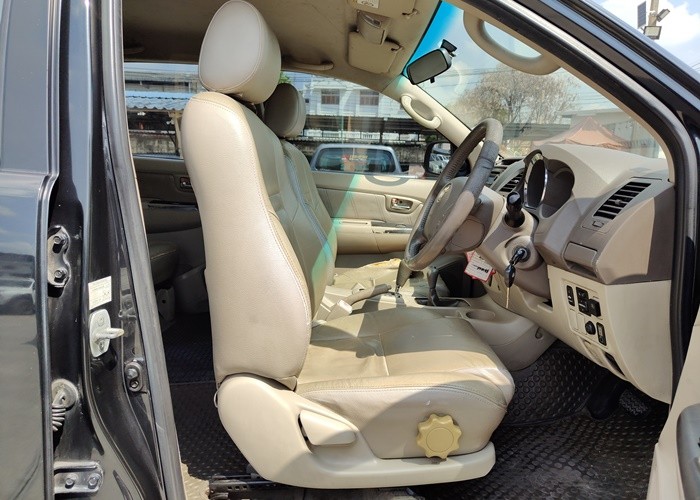 Used 8
                    TOYOTA
                     for Sale Image