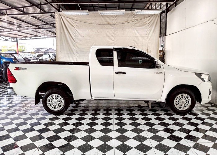 Used 3
                    TOYOTA
                     for Sale Image