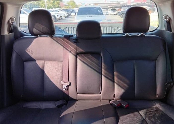 Used 6
                    MITSUBISHI
                     for Sale Image