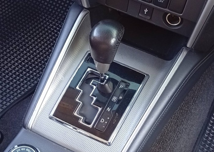 Used 6
                    MITSUBISHI
                     for Sale Image